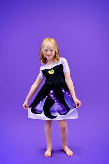Sea Witch Short Sleeve Milk Silk Dress