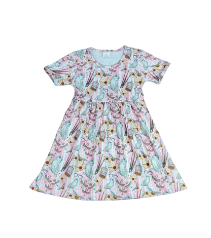 Wizard World Short Sleeve Milk Silk Dress