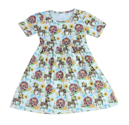 Fall Barn Short Sleeve Milk Silk Dress